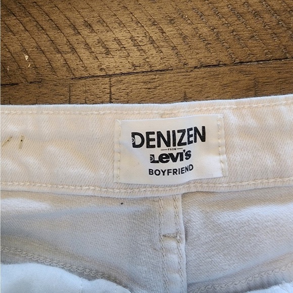 Denizen By LEVI'S JEANS Boyfriend White Destroyed SIZE 5 raw hem cropped - Picture 3 of 5
